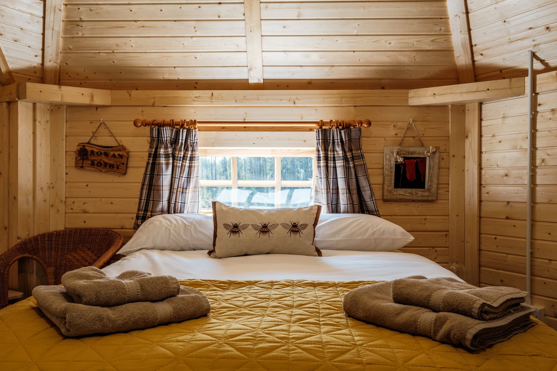 rowan bothy 7