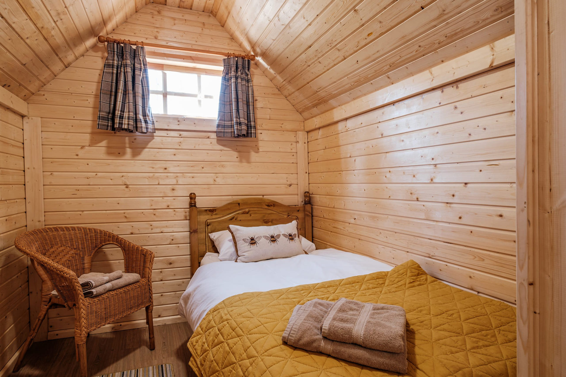 rowan bothy 9